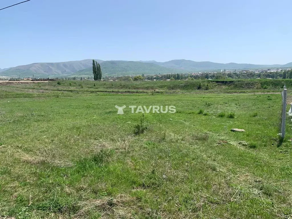 Участок в Крым, Симферопольский район, с. Доброе ул. Чохрахлы, 78 ... - Фото 1