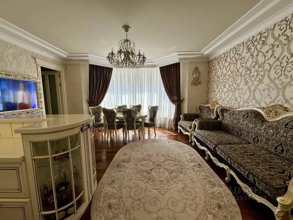 2-к кв. Тюменская область, Тюмень ул. 25 Октября, 34 (95.0 м) - Фото 1