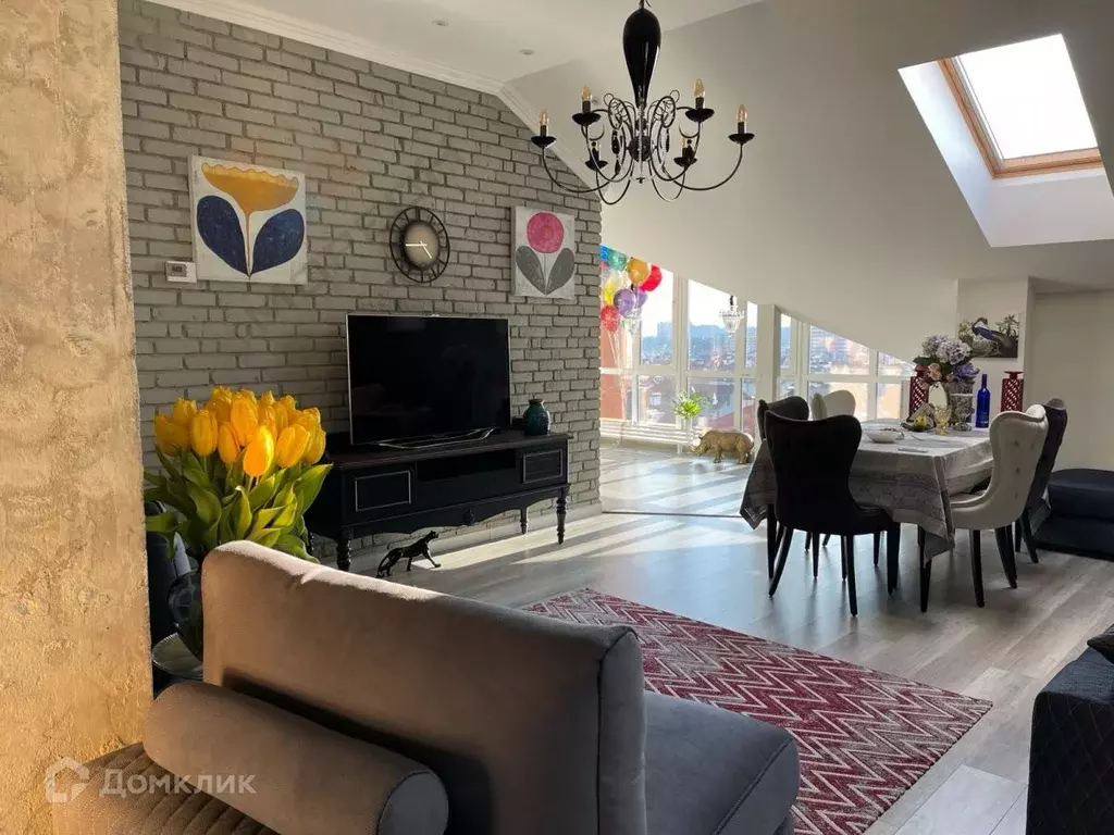 Продаётся 2-к квартира, 101 м - Фото 0