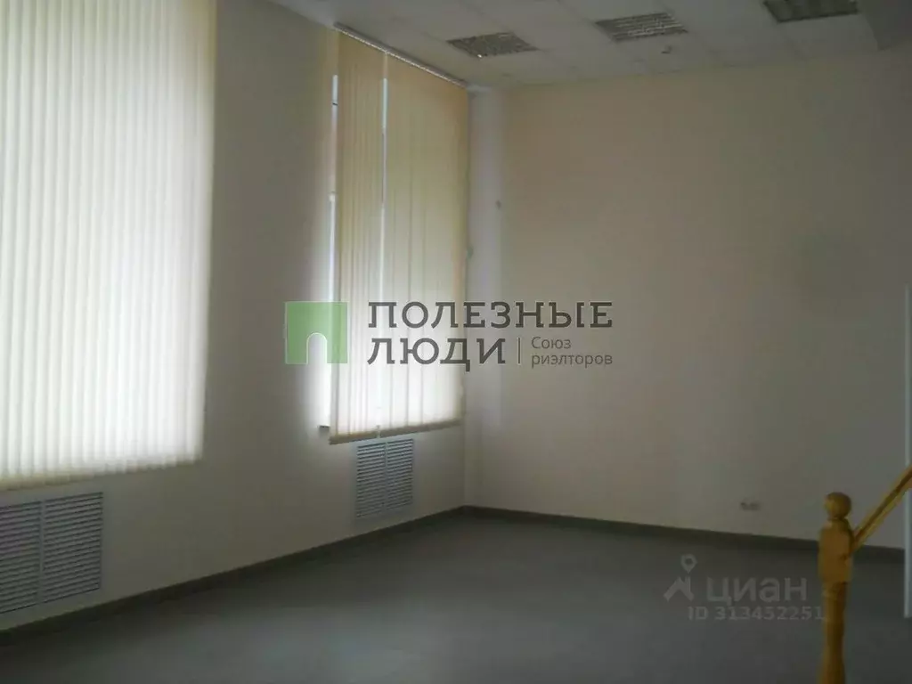 Торговая площадь в Челябинская область, Челябинск просп. Ленина, 19 ... - Фото 1