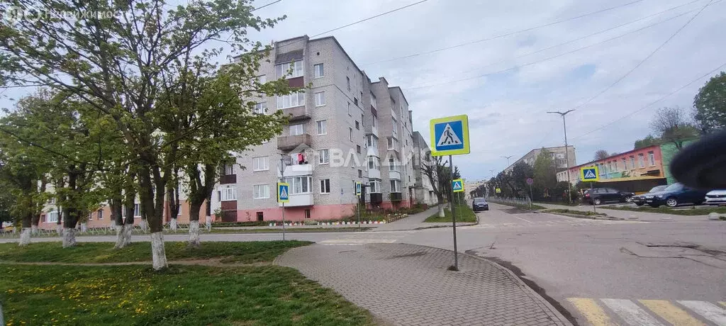 3-комнатная квартира: город Светлый, улица Тельмана, 8 (56 м) - Фото 1