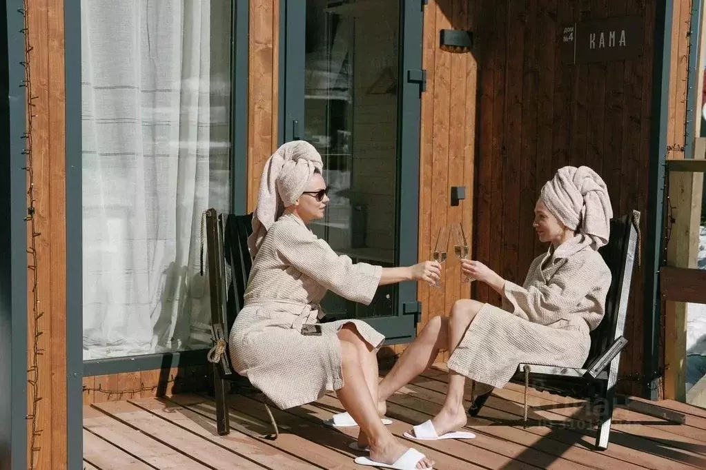 Дом в Пермский край, Губахинский муниципальный округ, Усьва рп ул. ... - Фото 2