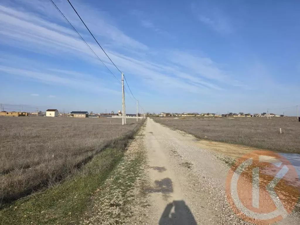 Участок в Крым, Сакский район, Суворовское с/пос, с. Каменоломня ул. ... - Фото 1