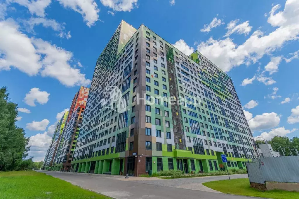 Продается 3-комнатная квартира - Фото 1