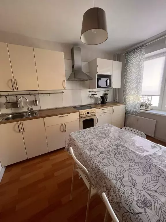 3-к кв. Санкт-Петербург пос. Парголово, ул. Федора Абрамова, 18к1 ... - Фото 1