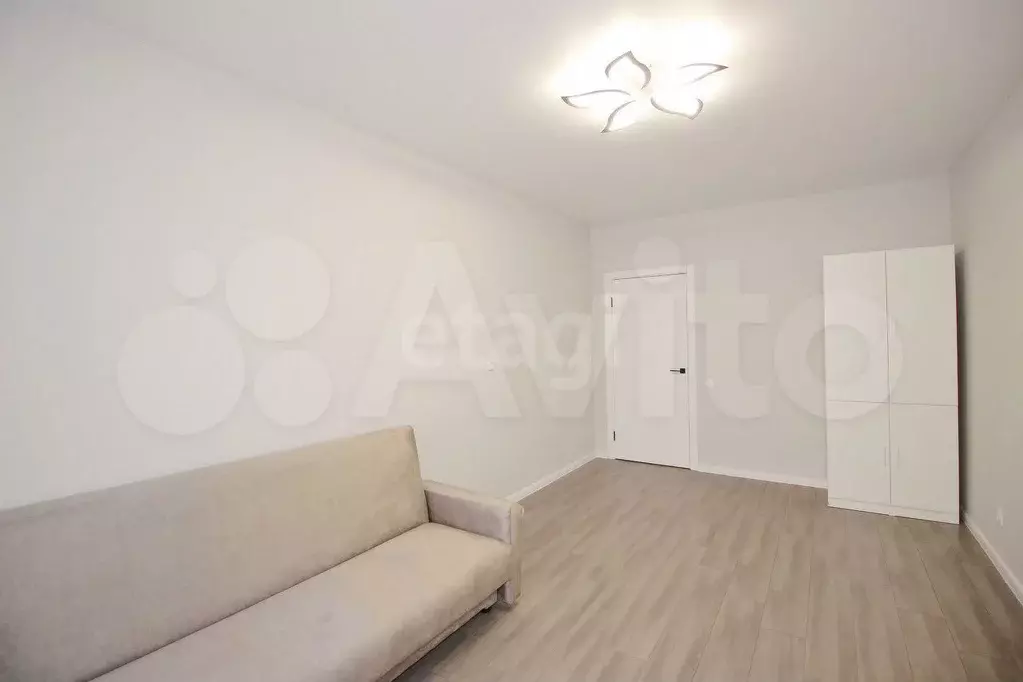 1-к. квартира, 40 м, 1/12 эт. - Фото 1