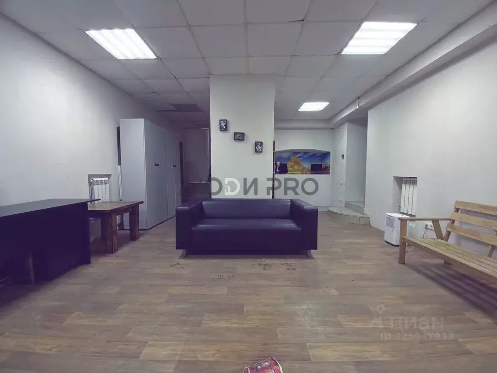 Офис в Саратовская область, Саратов ул. Имени Челюскинцев, 73 (63 м) - Фото 1