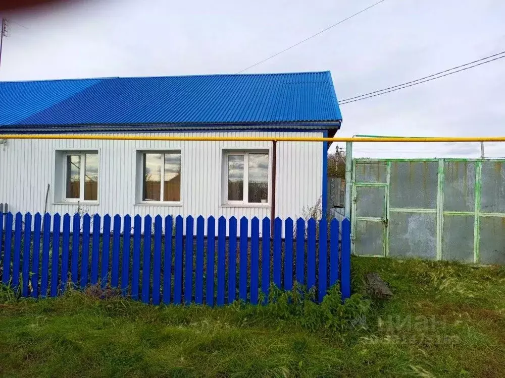 Дом в Омская область, Крутинка рп ул. 1 Мая, 52 (57 м) - Фото 1