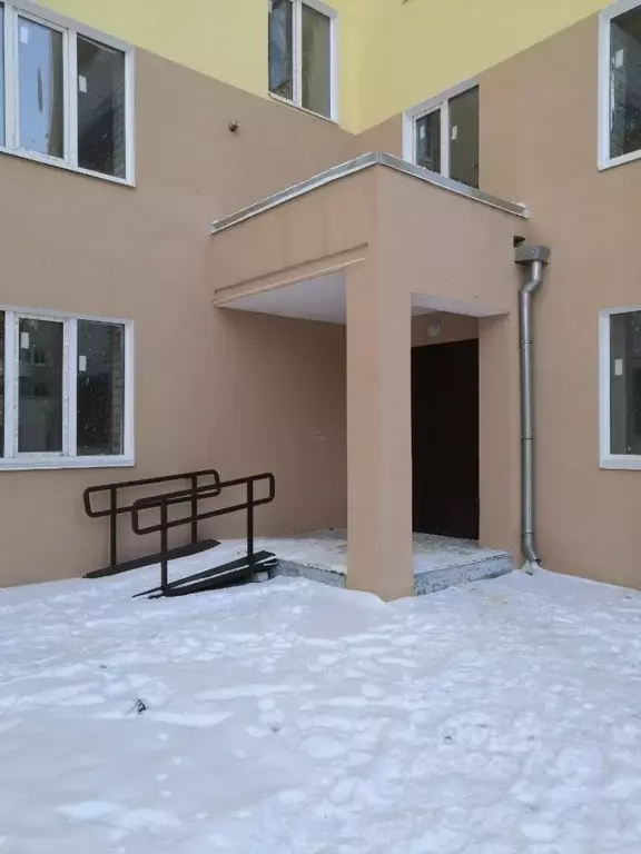 2-к кв. Саратовская область, Саратов туп. 2-й Кавказский, 1 (58.0 м) - Фото 1