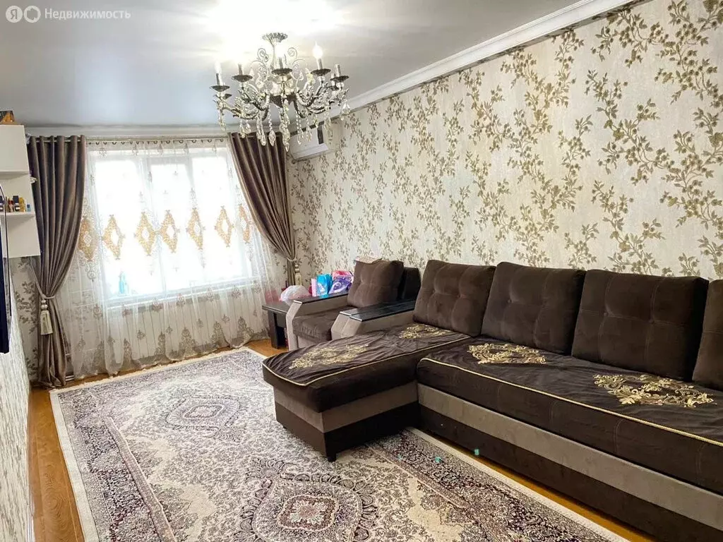 2-комнатная квартира: Дербент, улица Генерала Сеидова, 18Б (55 м) - Фото 0