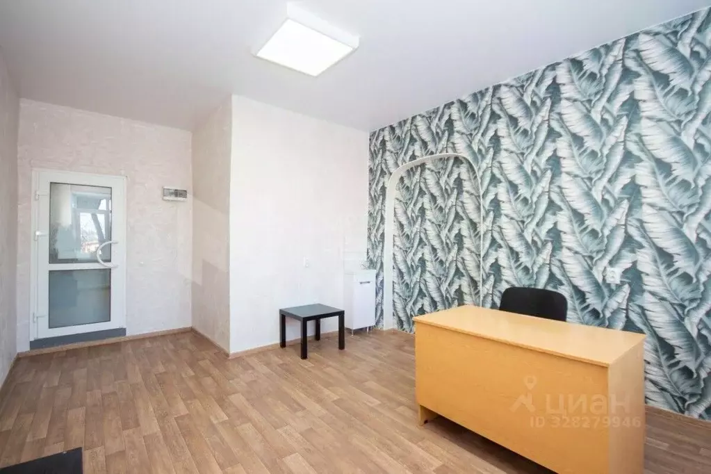 Офис в Тюменская область, Тюмень Аккумуляторная ул., 1 (19 м) - Фото 2