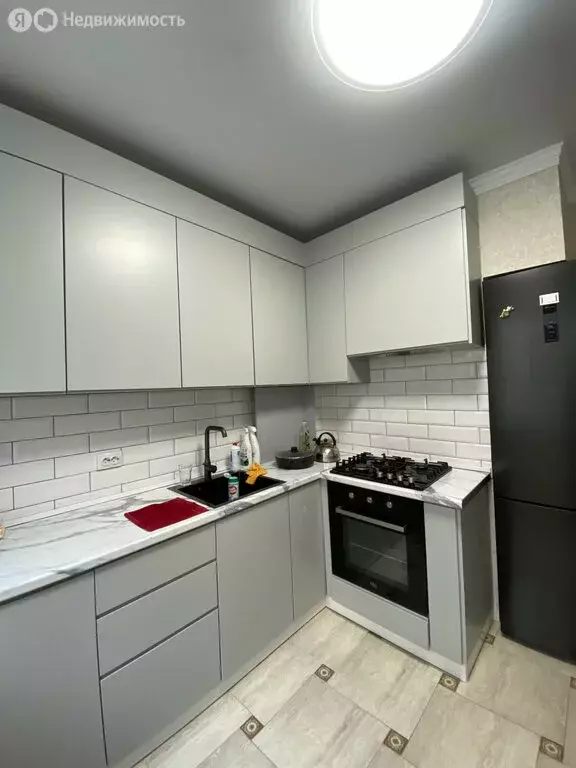 2-комнатная квартира: Нальчик, улица Шарданова, 48к1 (60 м) - Фото 1