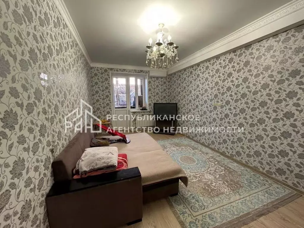 2-к кв. Дагестан, Махачкала ул. Хаджи Булача, 19Б (87.0 м) - Фото 1