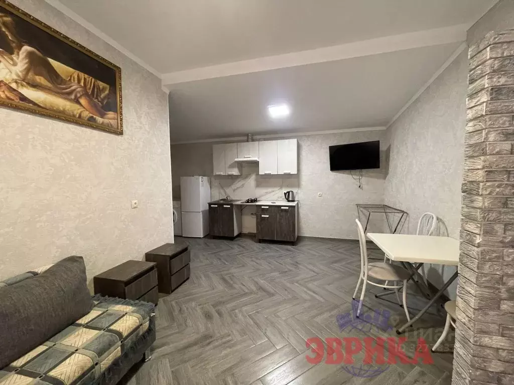 Дом в Краснодарский край, Крымск ул. Красной Розы, 89 (45 м) - Фото 2