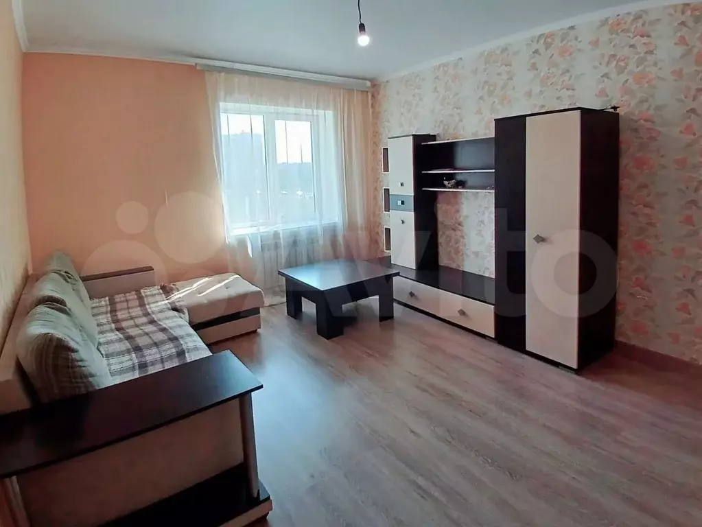 1-к. квартира, 35 м, 4/8 эт. - Фото 1