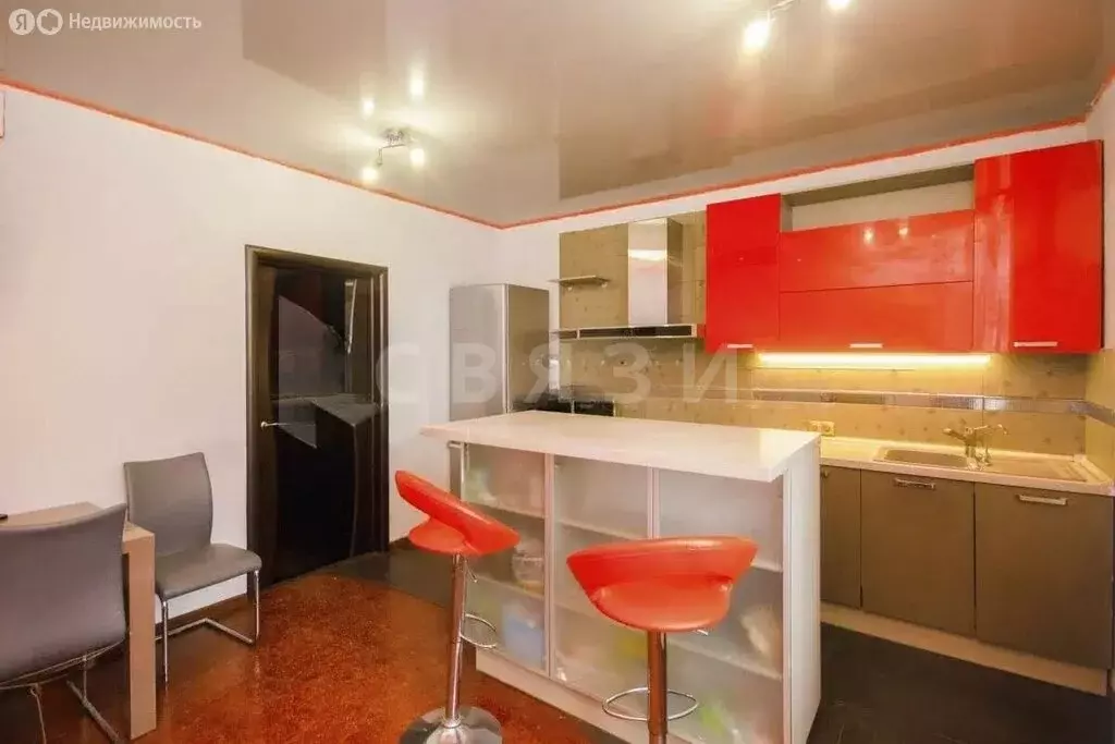 Квартира-студия: Тюмень, Комсомольская улица, 75 (99 м) - Фото 1