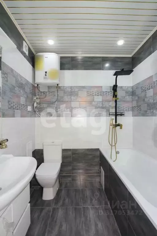 2-к кв. Бурятия, Улан-Удэ ул. Жердева, 42Бк1 (43.8 м) - Фото 0