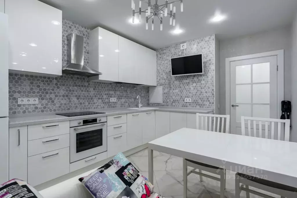 2-к кв. Москва 6-я Радиальная ул., 3к11 (67.4 м) - Фото 2