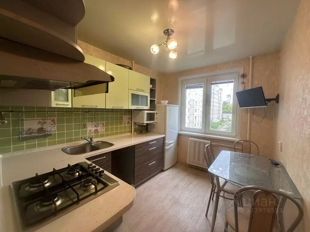 3-к кв. Владимирская область, Владимир ул. Верхняя Дуброва, 38А (66.0 ... - Фото 1