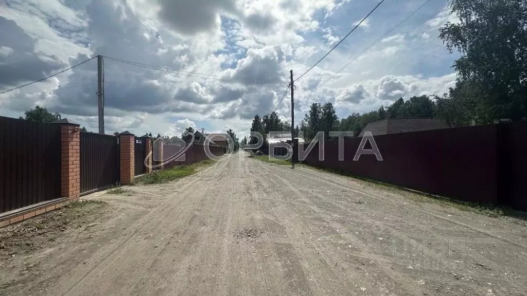 Участок в Тюменская область, Тюмень Сигнал садовое товарищество, ул. ... - Фото 0