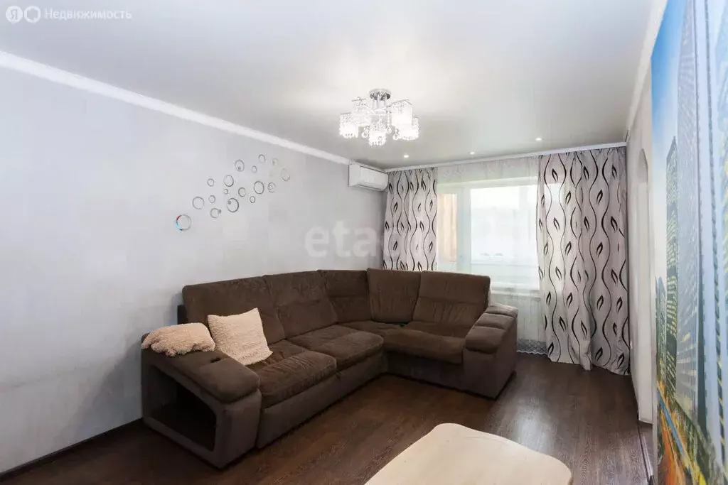 3-комнатная квартира: Абакан, проспект Дружбы Народов, 5 (61.1 м) - Фото 1