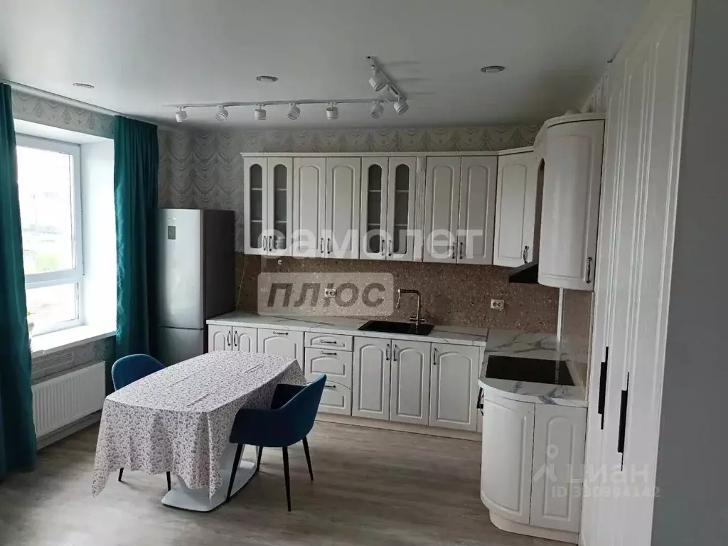 2-к кв. Тюменская область, Тюмень ул. Мельникайте, 2к14 (50.0 м) - Фото 1
