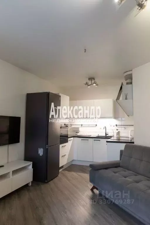 1-к кв. Санкт-Петербург ул. Оптиков, 38к1 (48.1 м) - Фото 1