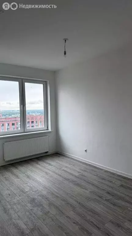 3-комнатная квартира: деревня Новосаратовка, улица Первых, 4к3 (88.2 ... - Фото 1