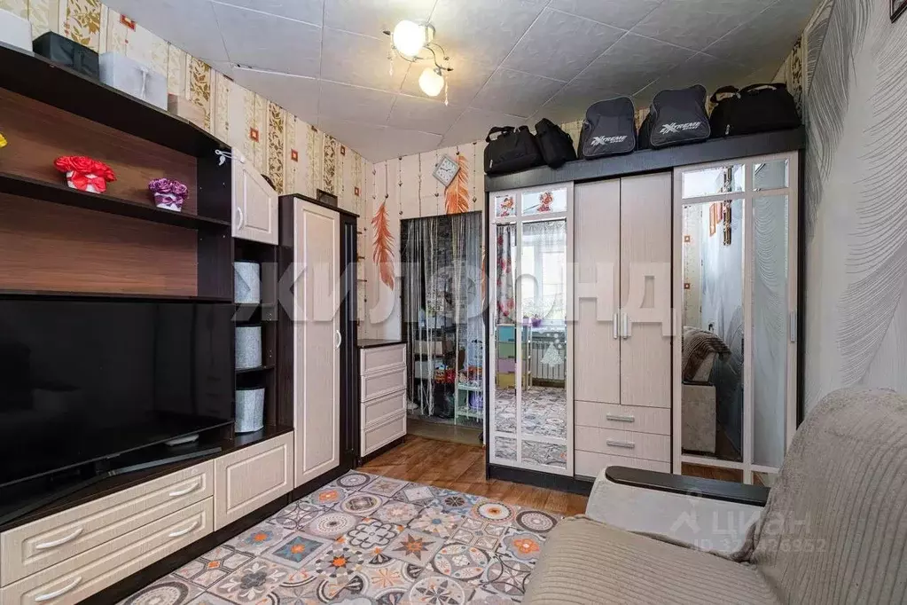 2-к кв. Новосибирская область, Новосибирск ул. Одоевского, 5 (43.4 м) - Фото 2