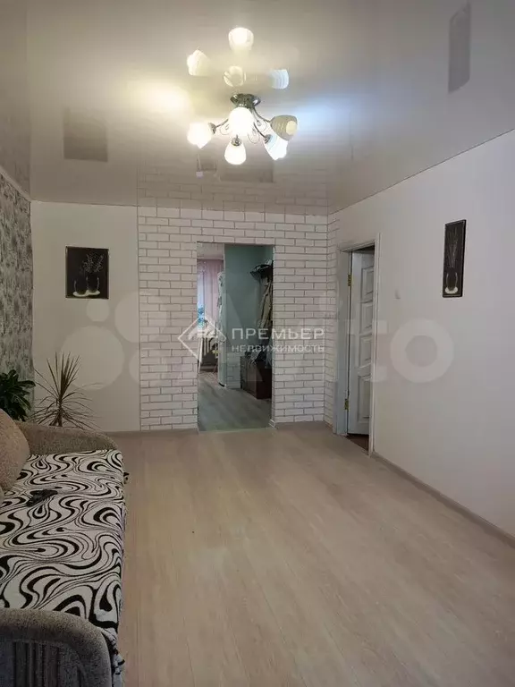 3-к. квартира, 67,5 м, 2/2 эт. - Фото 1