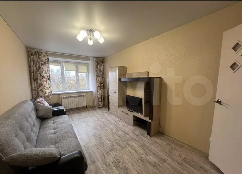 1-к. квартира, 40 м, 3/11 эт. - Фото 0