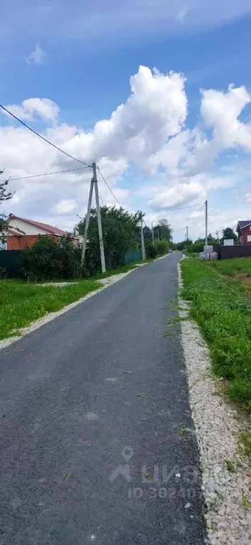 Участок в Калужская область, Перемышльский район, Ахлебинино с/пос, с. ... - Фото 0