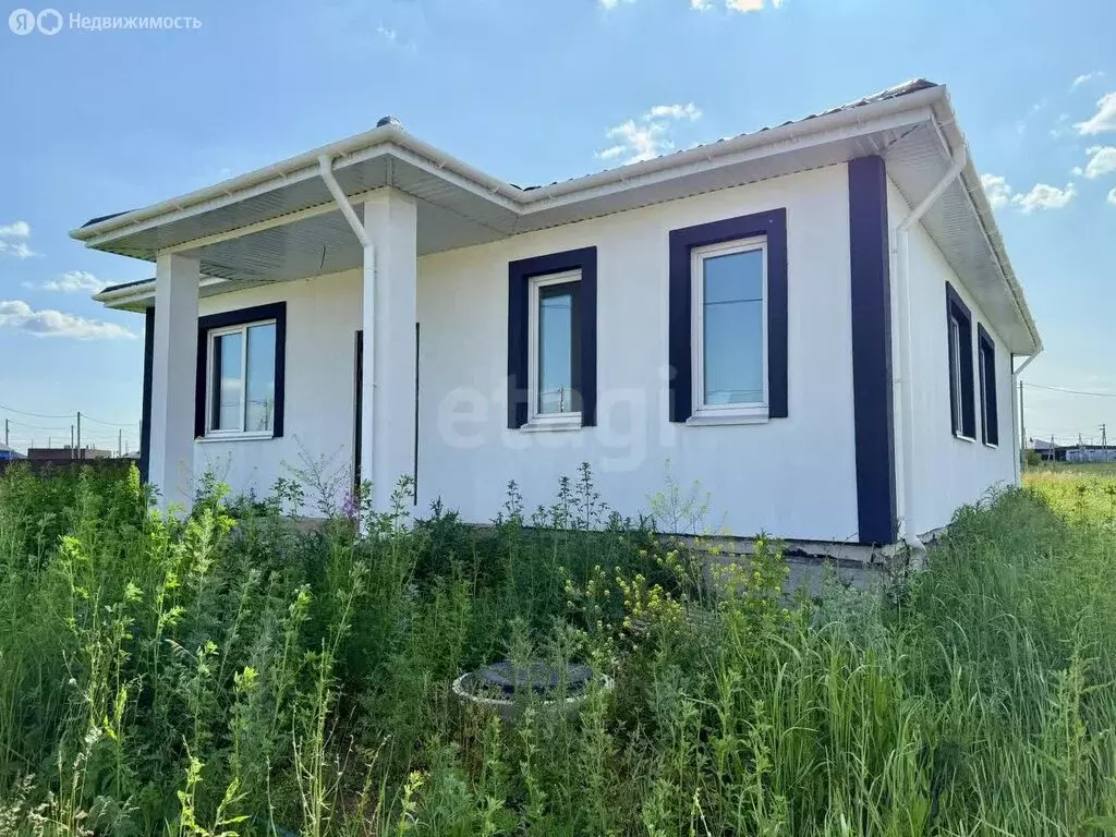 Дом в Тукаевский район, деревня Азьмушкино, микрорайон Подсолнухи, ... - Фото 1