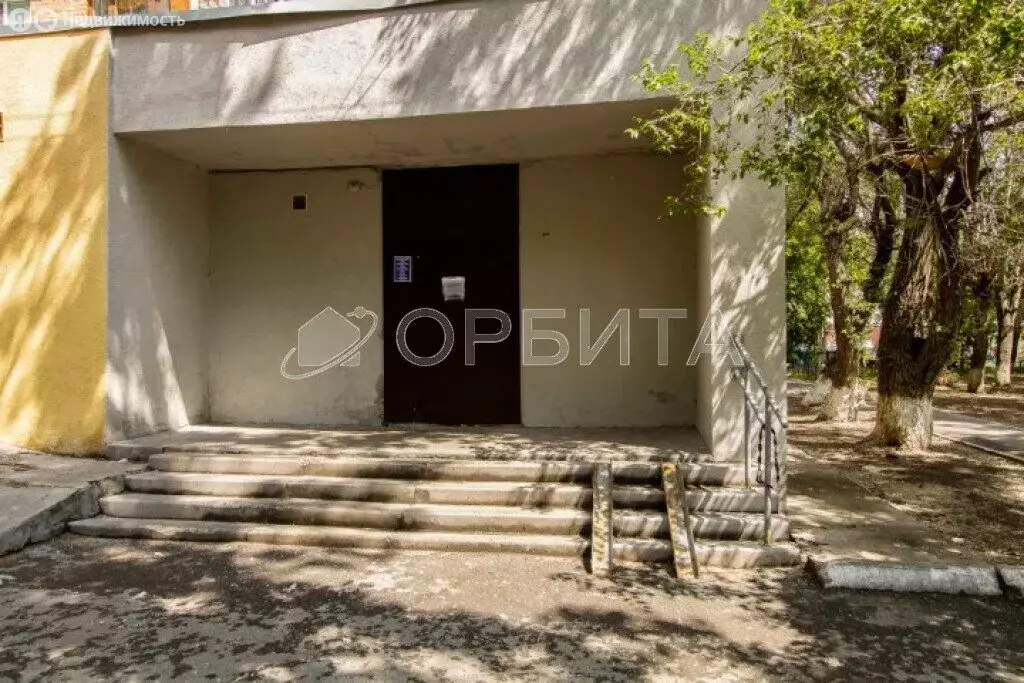 1-комнатная квартира: Тюмень, улица Мельникайте, 113 (30 м) - Фото 0