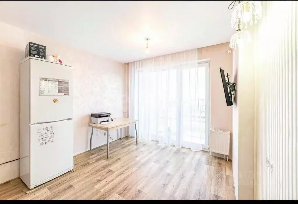 1-к кв. Тюменская область, Тюмень ул. Владислава Крапивина, 9 (37.0 м) - Фото 1