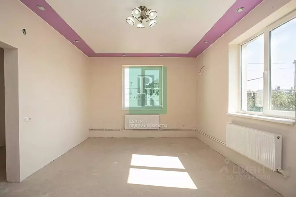 Дом в Севастополь с. Орловка, ул. Приморская, 13 (250 м) - Фото 1