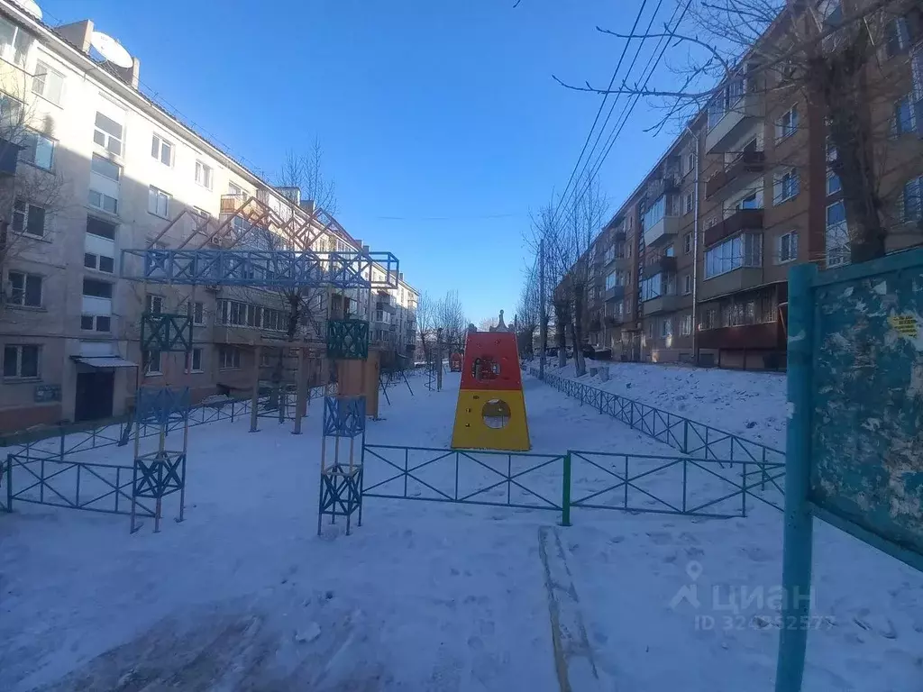 3-к кв. Бурятия, Улан-Удэ ул. Боевая, 12 (48.7 м) - Фото 2