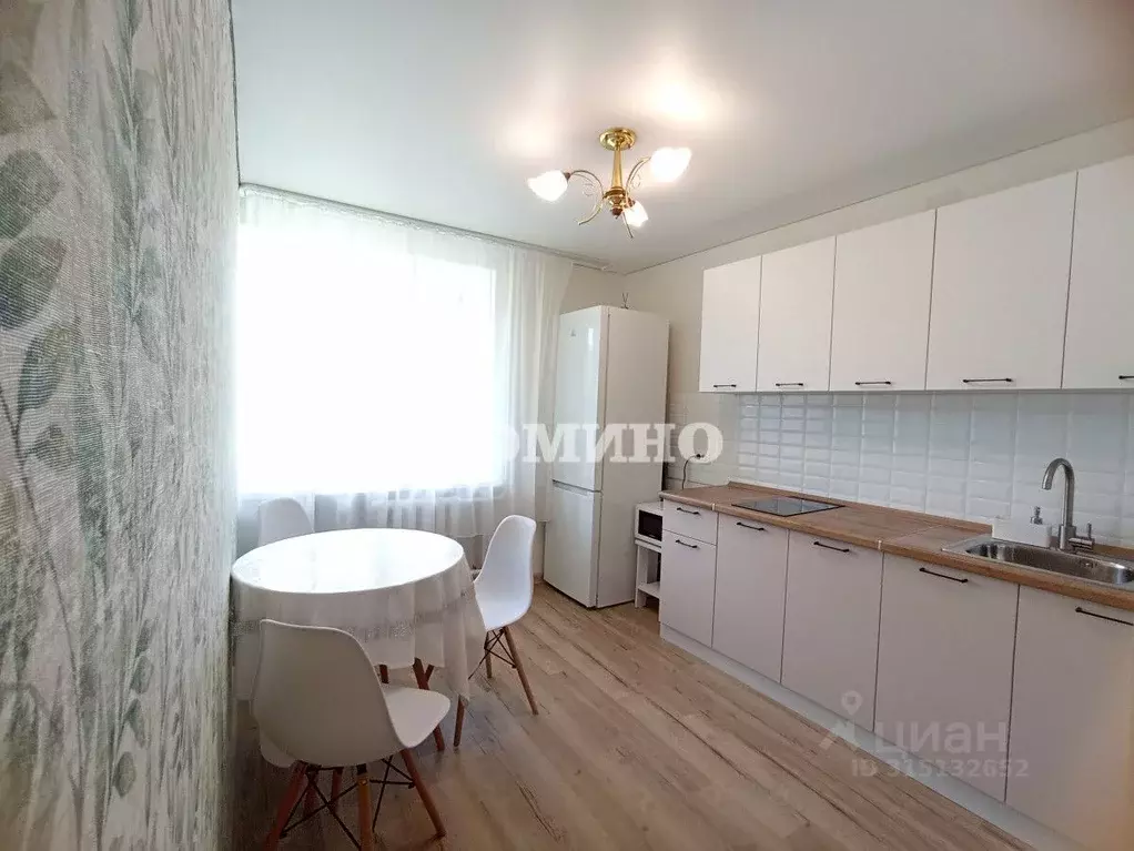 2-к кв. Тюменская область, Тюмень Заречный проезд, 6к2 (45.6 м) - Фото 0