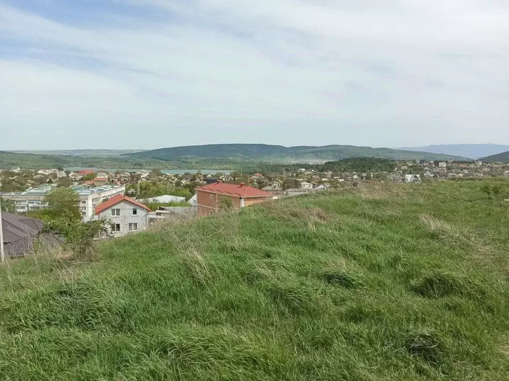 Участок в Крым, Симферополь ул. Беспалова (36.0 сот.) - Фото 1