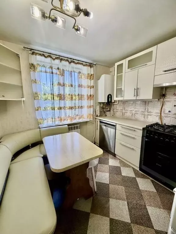 3-к кв. Крым, Симферополь ул. Садовая, 78 (60.0 м) - Фото 1