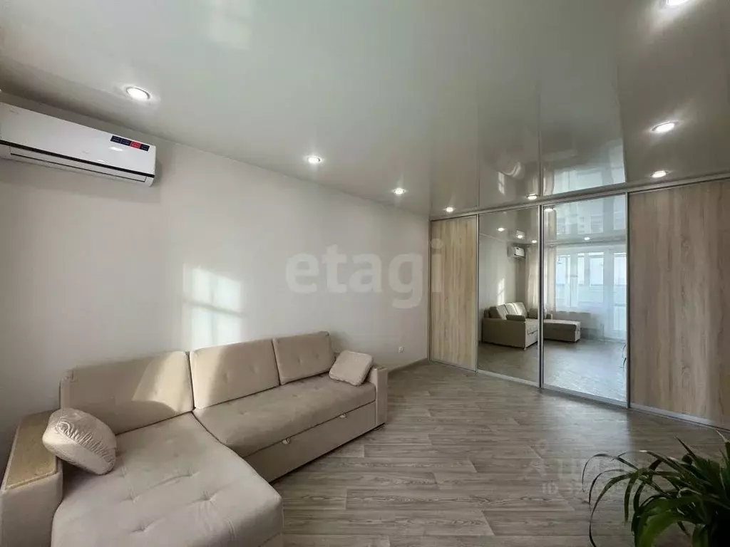 1-к кв. Тюменская область, Тюмень ул. Павла Шарова, 9 (38.0 м) - Фото 1