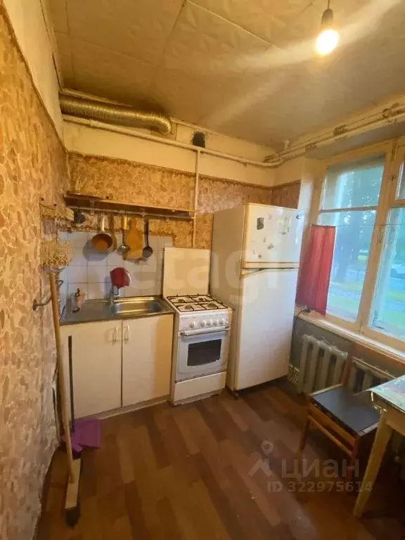 2-к кв. Санкт-Петербург, Санкт-Петербург, Петергоф Санкт-Петербургский ... - Фото 1