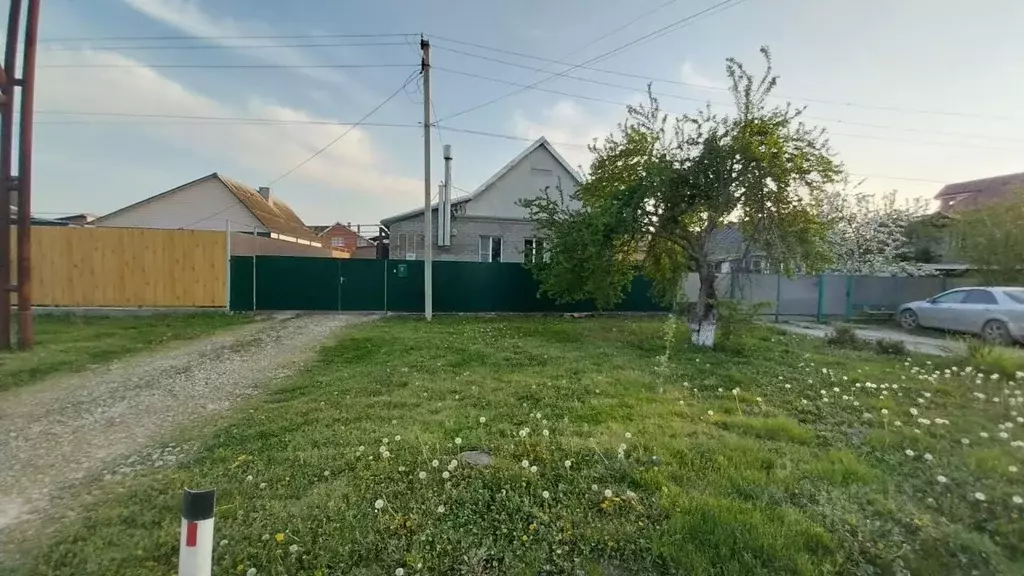 Дом в Краснодарский край, Абинск Ленинградская ул. (65 м) - Фото 0