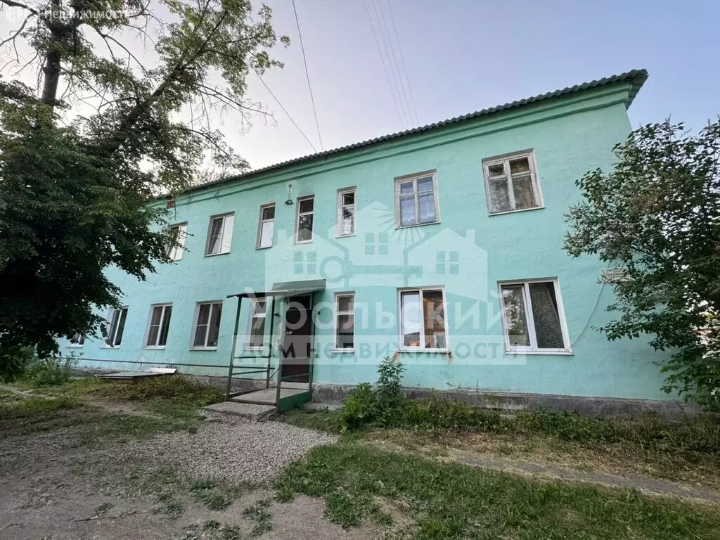 2-комнатная квартира: Алапаевск, улица Тюрикова, 5 (50.5 м) - Фото 0