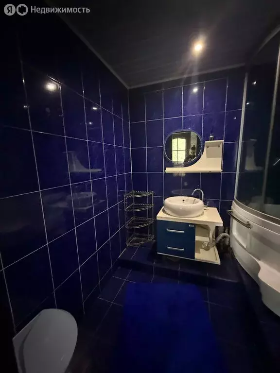 4-комнатная квартира: село Кневичи, Авиационная улица, 8 (74.9 м) - Фото 1