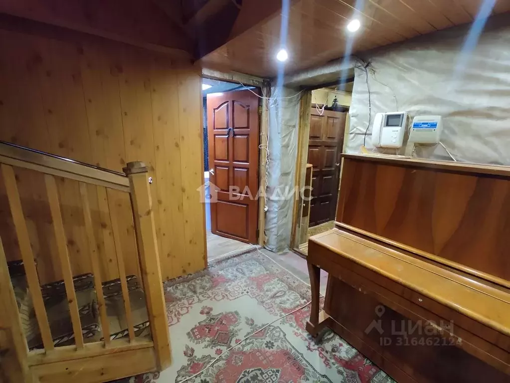 Дом в Иркутская область, Ангарск Северный мкр, Нахимовская ул., 10 ... - Фото 1