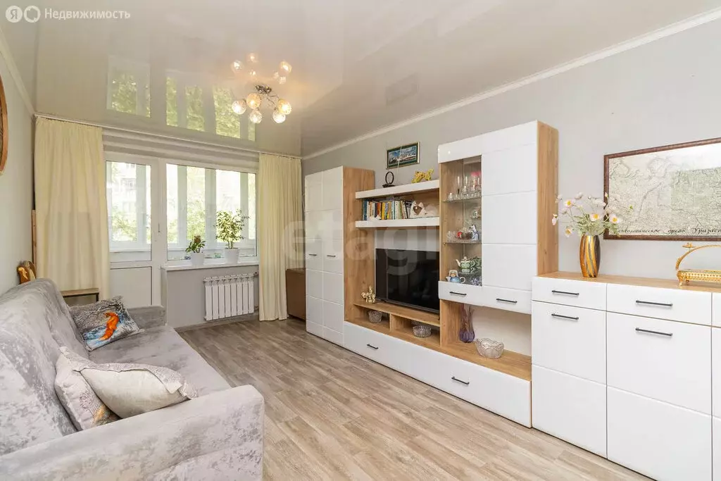 2-комнатная квартира: Тюмень, Минская улица, 3А (50 м) - Фото 2