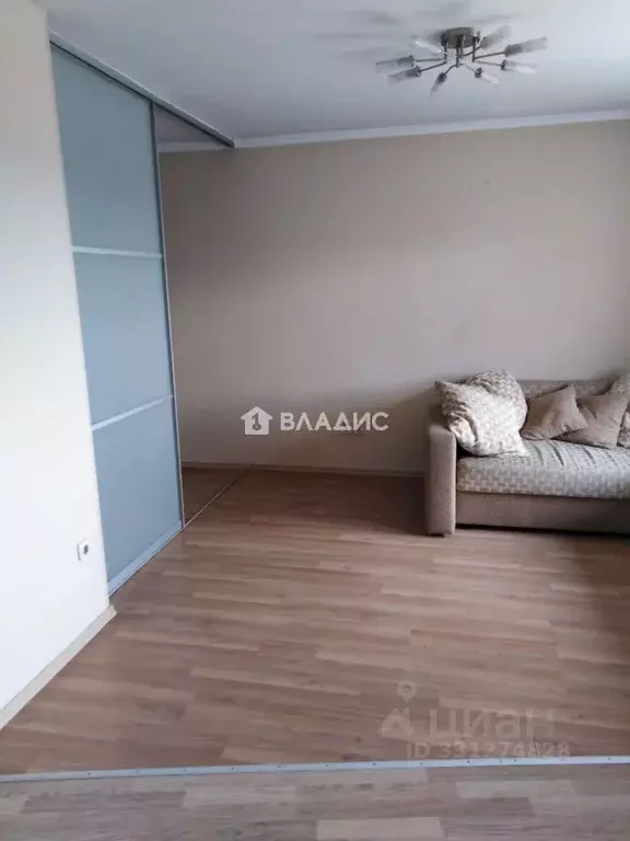 1-к кв. Бурятия, Улан-Удэ ул. Столбовая, 56 (38.7 м) - Фото 1