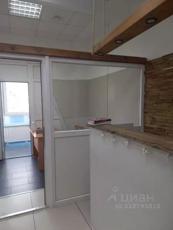 Офис в Свердловская область, Екатеринбург ул. Техническая, 18Б (50 м) - Фото 0