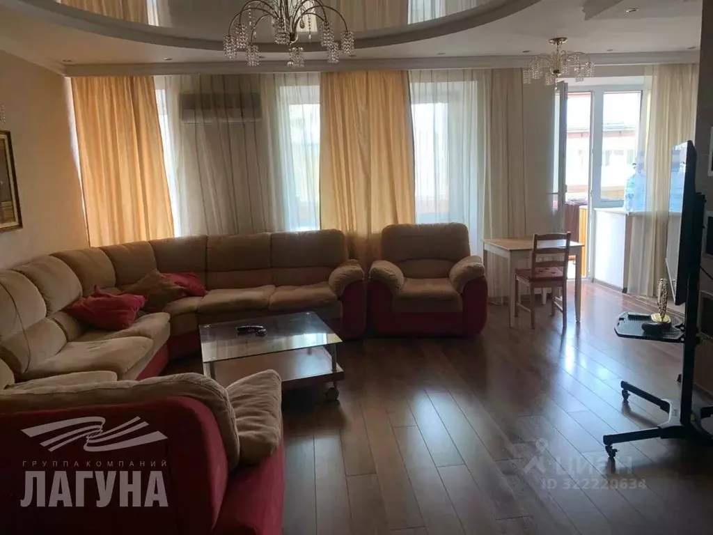 3-к кв. Томская область, Томск ул. Вершинина, 38 (88.0 м) - Фото 0